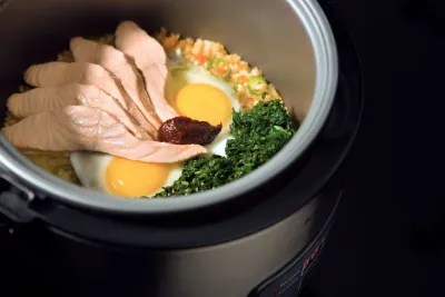 Bibimbap au saumon et épinards