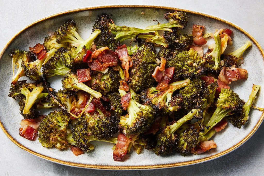 Brocoli rôti avec du bacon