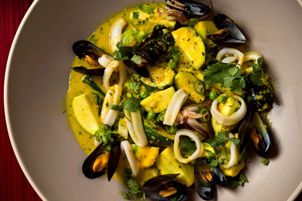 Curry de courge d'été (fruits de mer en option)
