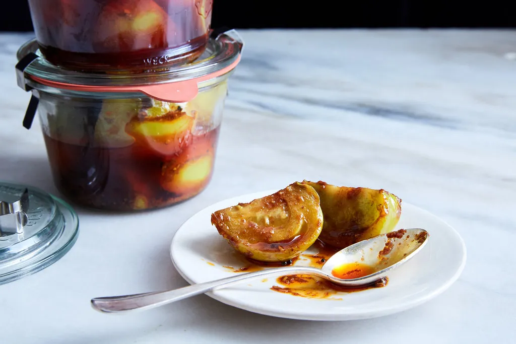 Pickles de tomates et graines de fenouil