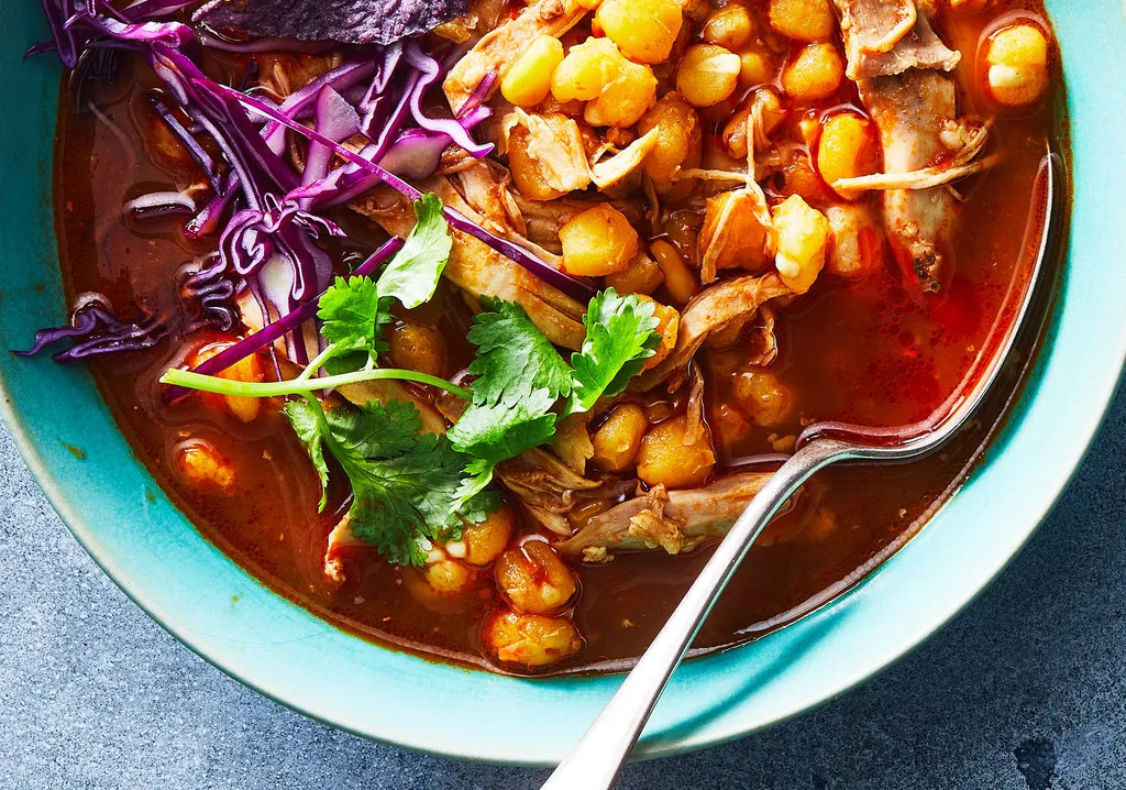 Pozole au poulet chipotle à la mijoteuse