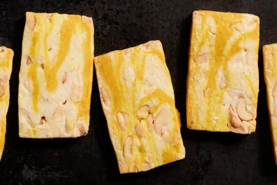 Sablés marbrés au gingembre et au curcuma